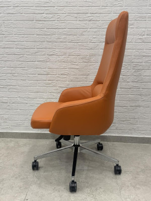 Офисное кресло ART Lotus PR Orange