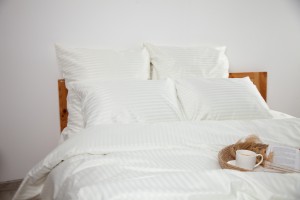 Set de lenjerie pentru pat TEP Stripe Satin 200 x 220 cm Pure White
