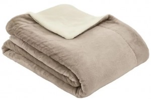 Cuvertura Blanket Double Soft S.Oliver 150 x 200 cm Beige/Ivory