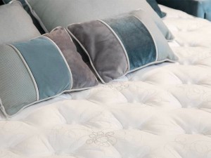 Матрас с независимыми пружинами Serta Vogue Glance Mint 160 x 200 см 