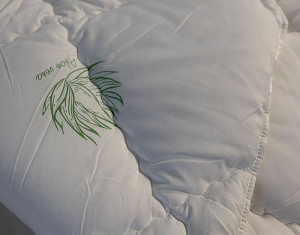 Set Plapuma + 1 pernă Welpy Aloe Vera 145 x 210 cm 